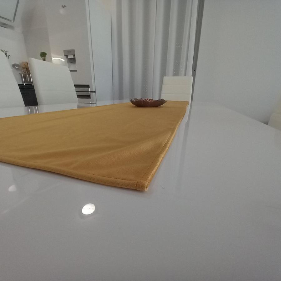 Apartman Nehaj Apartment Сен Екстериор снимка